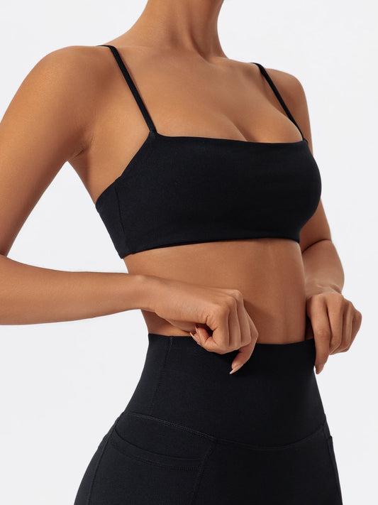 Brassière à bretelles fines